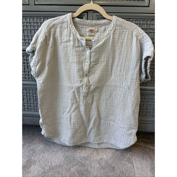 NWOT Faherty dream cotton Desmond gauze top, smoke Med $98 A36 - Picture 3 of 8